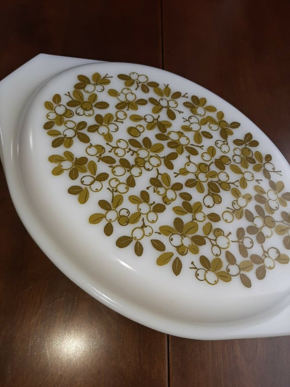 Vintage pyrex spring blossom ovenware dish with lid 1 1/2 quart